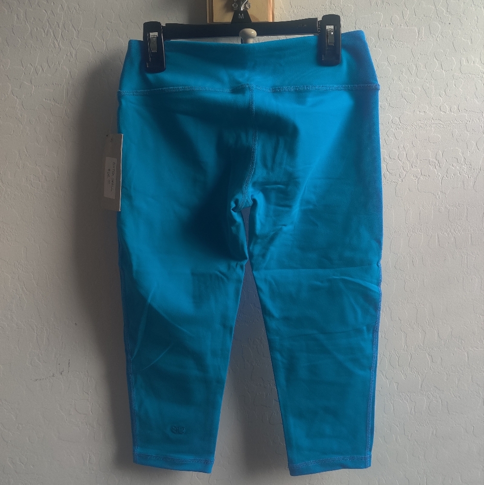 🆕 Albion cobalt blue Athleisure active fit Knee high Capri yoga Leggings_XS - Picture 3 of 10